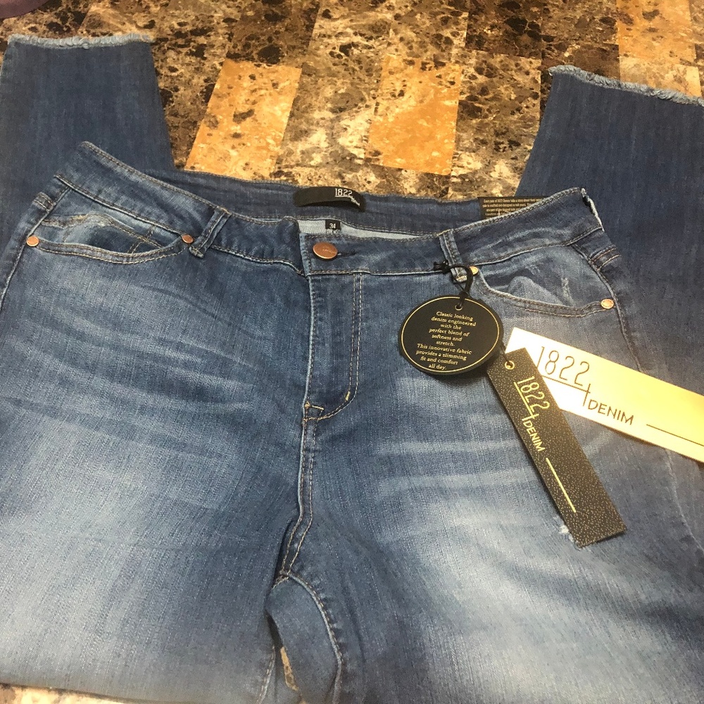 1822 Vintage Denim Skinny Jeans NWT